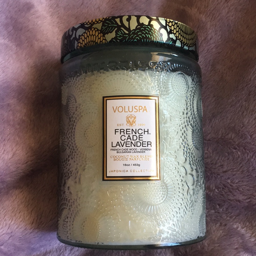 ✨Voluspa French Cade Lavender Candle✨